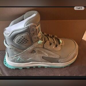 Altra lone peak 2 hiking tennis shoe running trail women’s 8 high top boot